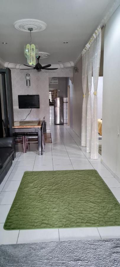 Damai Holiday Homestay Malacca Екстериор снимка